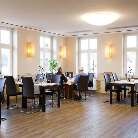 מלון & Restaurant Zum Anker