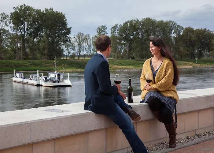 & Restaurant Zum Anker מלון