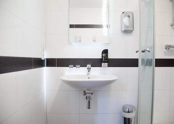 מלון & Restaurant Zum Anker Elster